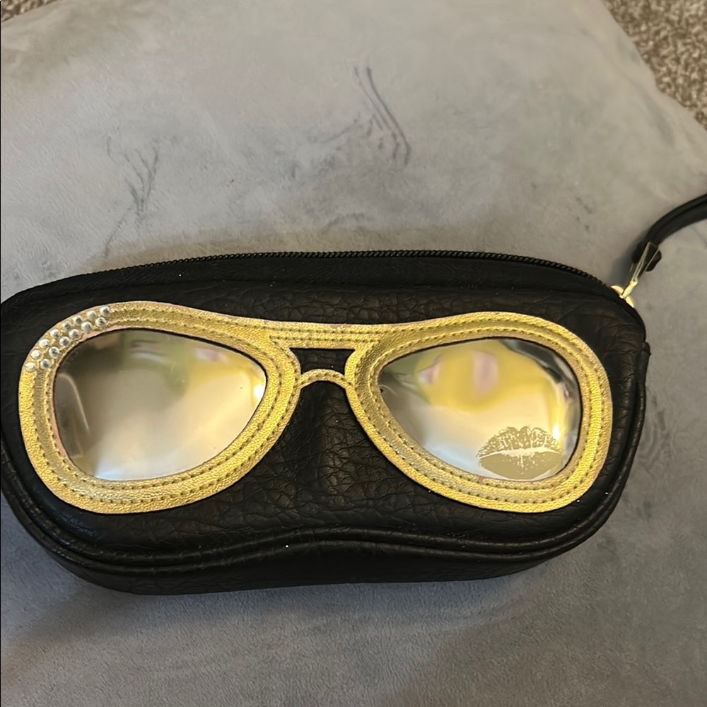 Juicy Couture Glasses case